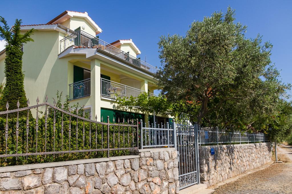 Apartments Vukelic Кленовица Экстерьер фото