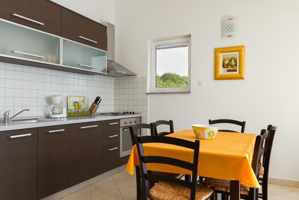 Apartments Vukelic Кленовица Номер фото