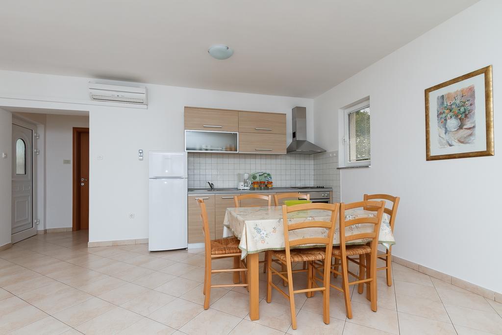 Apartments Vukelic Кленовица Номер фото