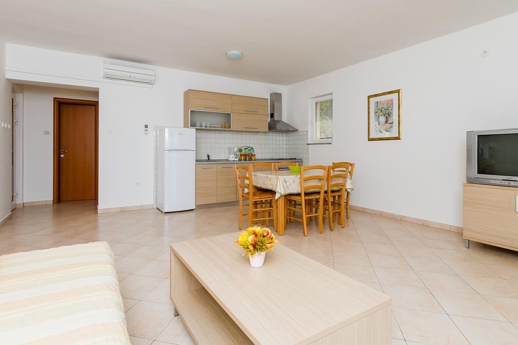 Apartments Vukelic Кленовица Номер фото